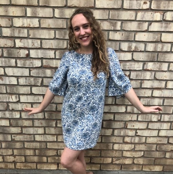 Floral Patterned Dress with Slit Flared Sleeves - Picture 6 of 7